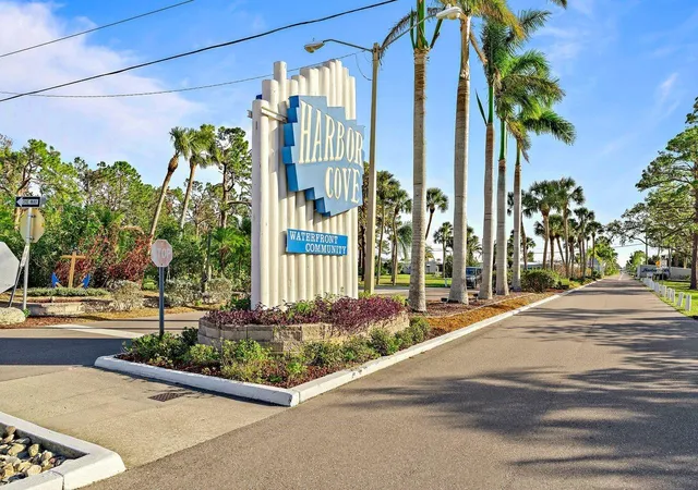51st image of 654 Blackburn Blvd, North Port, FL 34287 | MLS# A4697843