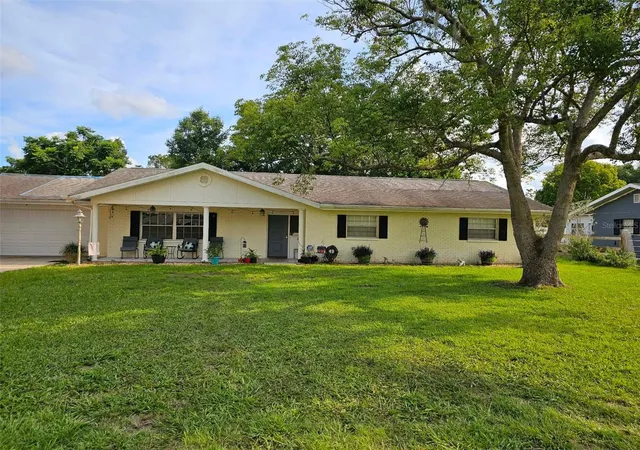 Homes for sale in Inverness, FL | 8822 E Cresco Ln, Inverness, FL 34450 | MLS# TB8522113
