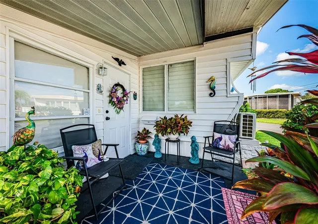 Photo 3 of Manufactured home for sale at 4187 72nd Street N #32, Saint Petersburg, FL 33709 | MLS# TB8522114 | Listing updated on 2026-09-08