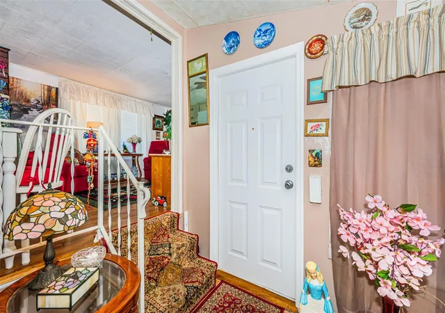 Photo 4 of Manufactured home for sale at 4187 72nd Street N #32, Saint Petersburg, FL 33709 | MLS# TB8522114 | Listing updated on 2026-09-08