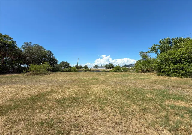 15th image of 601 Flamingo Dr, Apollo Beach, FL 33572 | MLS# TB8522131