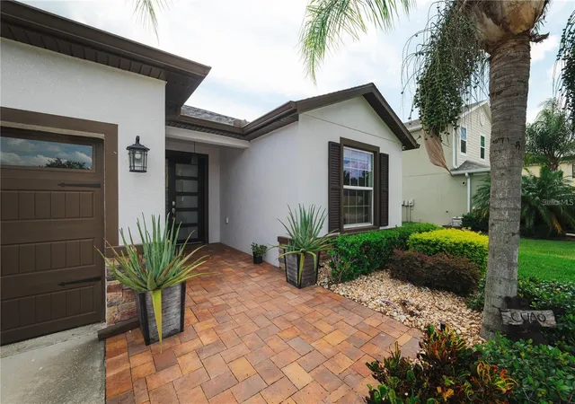 Photo 3 of Single family home for sale at 5635 Fisher Glen Loop, Wesley Chapel, FL 33545 | MLS# TB8522145 | Listing updated on 2026-08-02