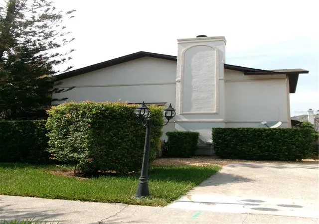 Photo 2 of Condo for sale at 1061 Aragon Ave #1061, Winter Park, FL 32789 | MLS# S5152353 | Listing updated on 2026-09-23