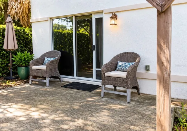 Listing Photo 4 - Condo for sale in building located at 1061 Aragon Ave, WINTER PARK, FL 32789 - Unit #1061