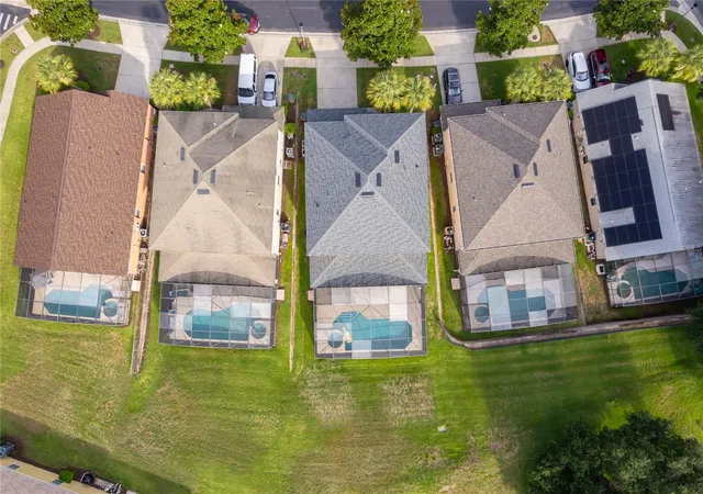 Photo 4 of Single family home for sale at 2717 Fiesta Key Dr, Kissimmee, FL 34747 | MLS# O6419154 | Listing updated on 2026-06-23