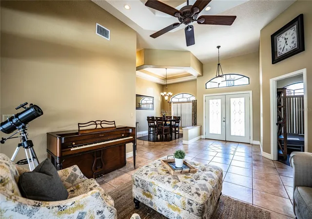 Photo 3 of Single family home for sale at 2205 Chesterfield Cir, Lakeland, FL 33813 | MLS# L4962983 | Listing updated on 2026-10-06