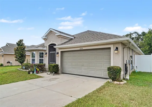 Photo 3 of Single family home for sale at 16324 Vine Cliff Ave, Hudson, FL 34667 | MLS# O6419174 | Listing updated on 2026-09-26