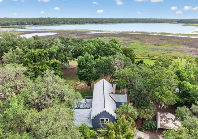 3rd image of 104 Long Pond Wy, Hawthorne, FL 32640 | MLS# GC541396