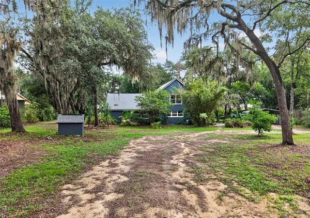 4th image of 104 Long Pond Wy, Hawthorne, FL 32640 | MLS# GC541396