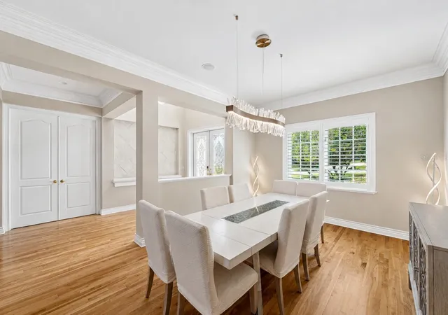 Photo 3 of Sale Pending at 2280 Mackenzie Ct, Clearwater, FL 33765 | MLS# TB8522189 | Listing updated on 2026-09-23