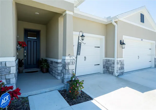 Photo 2 of Single family home for sale at 1624 Barberry Dr, Kindred, FL 34744 | MLS# S5152366 | Listing updated on 2026-09-12