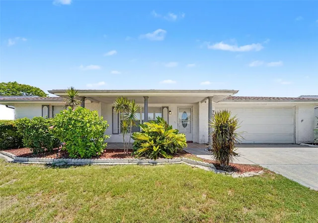 Photo 1 of Single family home for sale at 7006 Maplehurst Dr, Port Richey, FL 34668 | MLS# O6419190 | Listing updated on 2026-10-06