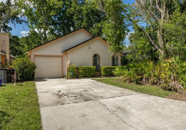Photo 1 of Single family home for sale at 2951 Sw 40th Avenue, Gainesville, FL 32608 | MLS# GC541397 | Listing updated on 2026-07-08