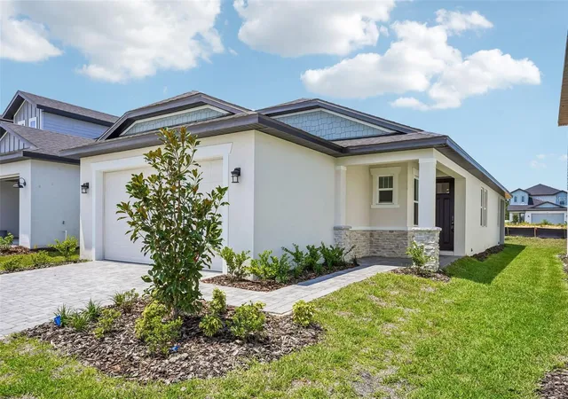Photo 1 of Single family home for sale at 2202 Wildberry Way, Minneola, FL 34715 | MLS# TB8522211 | Listing updated on 2026-10-04