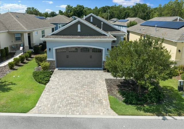 2nd image of 10018 Sw 98th Ln, Ocala, FL 34481 | MLS# OM727211