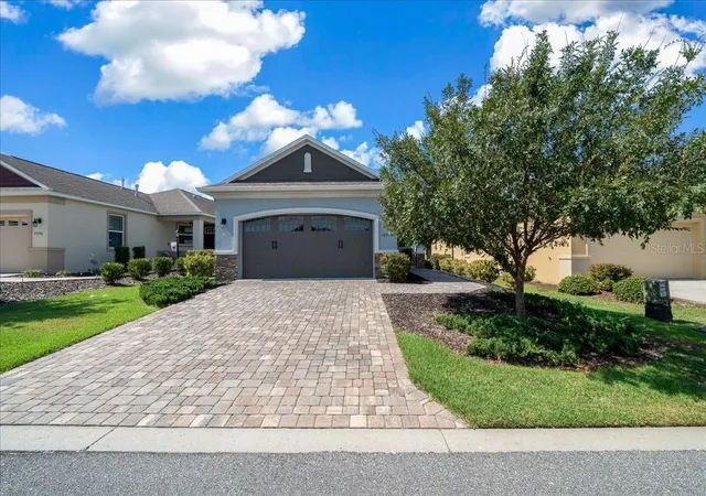 1st image of 10018 Sw 98th Ln, Ocala, FL 34481 | MLS# OM727211