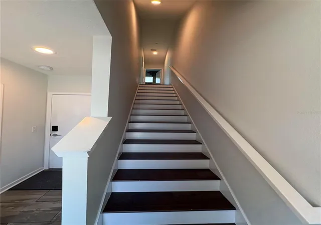 Photo 2 of Townhouse for sale at 343 8th Street N, Saint Petersburg, FL 33701 | MLS# O6419210 | Listing updated on 2026-09-14