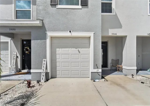 3rd image of 33046 Major Oak Dr, Wesley Chapel, FL 33545 | MLS# TB8522225