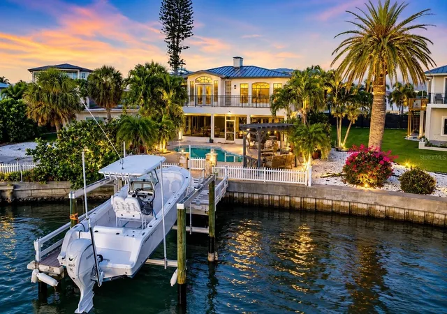 21st image of 452 Bath Club Blvd N, North Redington Beach, FL 33708 | MLS# TB8522233