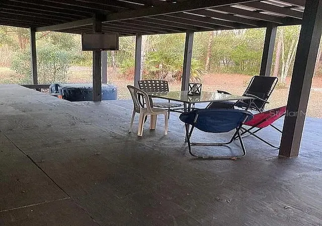 Photo 4 of Manufactured home for sale at 8670 N Meyer Sq, Dunnellon, FL 34433 | MLS# S5152371 | Listing updated on 2026-09-17