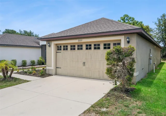 Photo 4 of Single family home for sale at 2222 Caspian Dr, Lakeland, FL 33805 | MLS# O6419226 | Listing updated on 2026-10-17