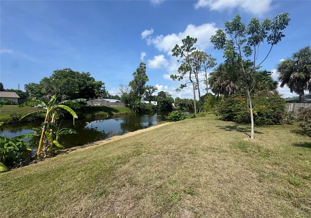 Homes for sale in Port Charlotte, FL | 21239 Cottonwood Ave, Port Charlotte, FL 33952 | MLS# C7527650