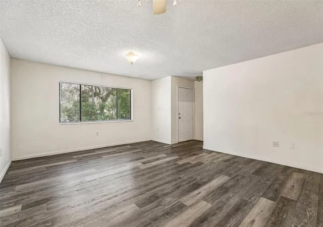 5th image of 904 Sumter St, Leesburg, FL 34748 | MLS# O6419240