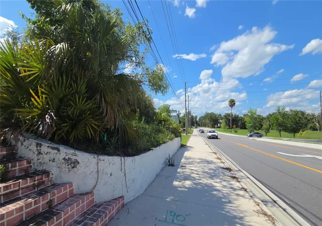 1st image of 236 N Amelia Ave, Deland, FL 32724 | MLS# V4949813