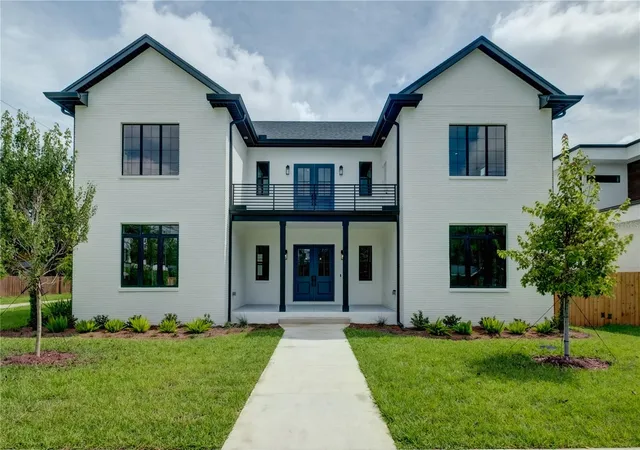 Photo 1 of Single family home for sale at 805 W Indiana Ave, Tampa, FL 33603 | MLS# TB8522276 | Listing updated on 2026-08-10