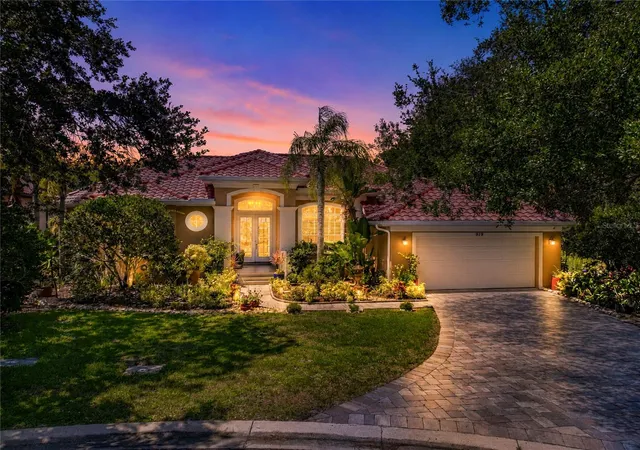 Homes for sale in Osprey, FL | 919 Tranquility Cir, Osprey, FL 34229 | MLS# N6144801