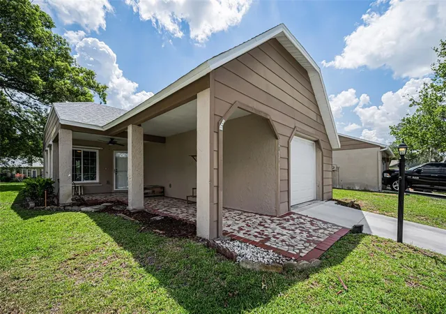 2nd image of 4876 Boonesboro Ct, New Port Richey, FL 34655 | MLS# W7886990
