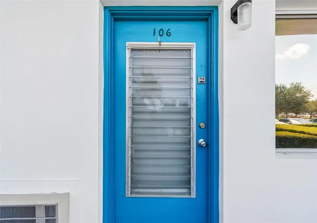 Photo 3 of Condo for sale at 8220 112th Street #106, Seminole, FL 33772 | MLS# TB8522295 | Listing updated on 2026-09-29
