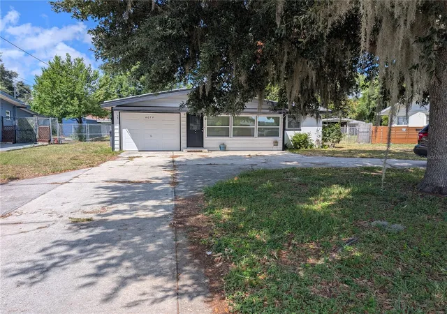 2nd image of 4079 Lake Marianna Dr, Winter Haven, FL 33881 | MLS# P4939129
