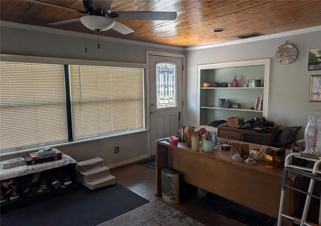 4th image of 4079 Lake Marianna Dr, Winter Haven, FL 33881 | MLS# P4939129