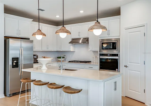 3rd image of 3300 Windswept Wy, Wildwood, FL 34785 | MLS# TB8522308