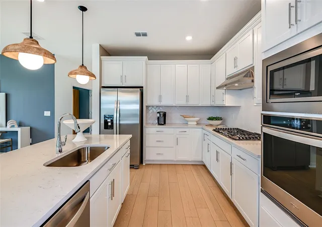 4th image of 3300 Windswept Wy, Wildwood, FL 34785 | MLS# TB8522308