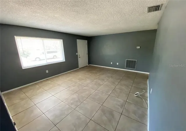 18th image of 1430 Parkview Ln, Largo, FL 33770 | MLS# TB8522311