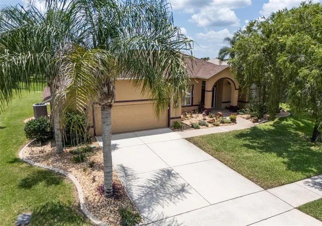 4th image of 1887 Creekwater Blvd, Port Orange, FL 32128 | MLS# V4949815