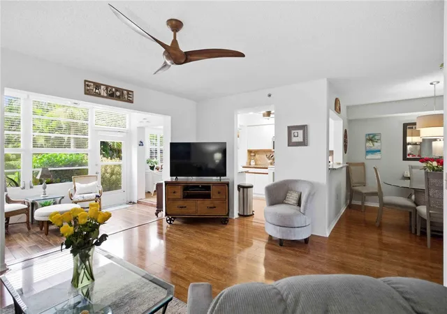 2nd image of 7301 29Th Ave Dr W, Bradenton, FL 34209