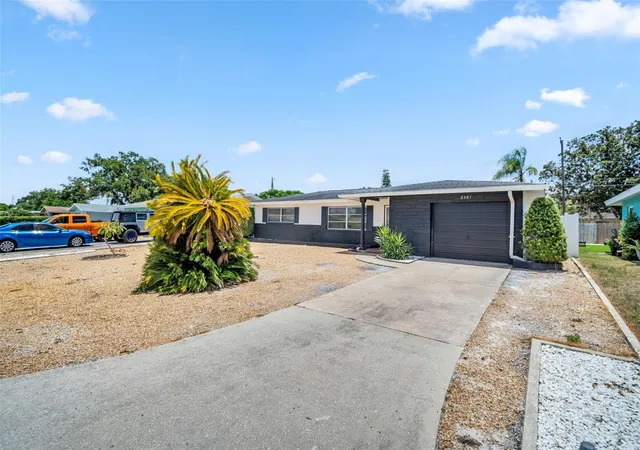 Photo 1 of Single family home for sale at 2301 Whitman St, Clearwater, FL 33765 | MLS# TB8522331 | Listing updated on 2026-09-23