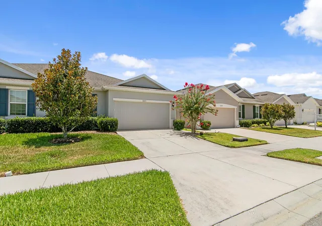 Photo 2 of Single family home for sale at 10631 Heron Hideaway Loop, Land O Lakes, FL 34638 | MLS# TB8522335 | Listing updated on 2026-10-17