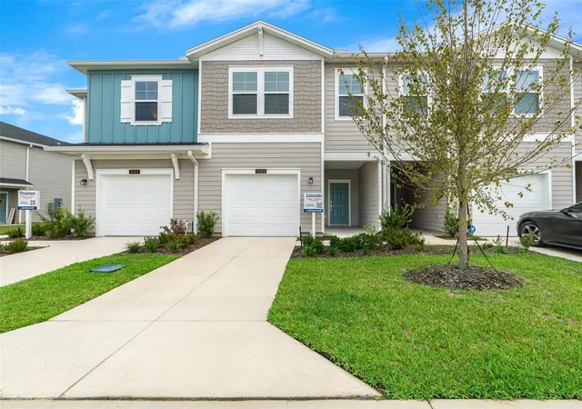 1st image of 3864 Se 36th Ln, Ocala, FL 34480 | MLS# O6419283