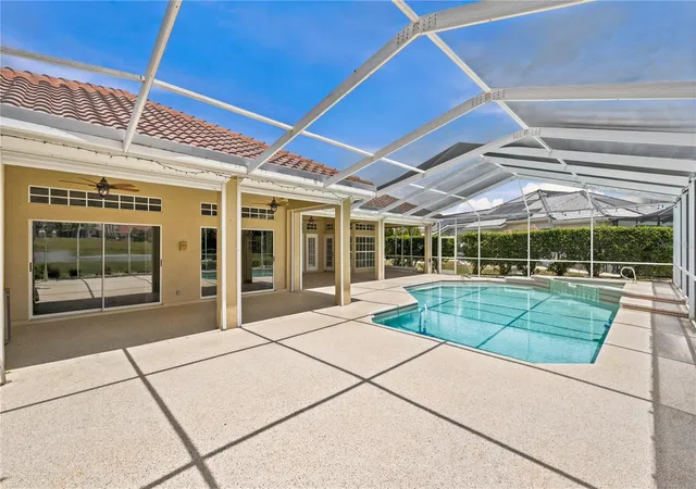 4th image of 2116 Platinum Dr, Sun City Center, FL 33573 | MLS# TB8522363