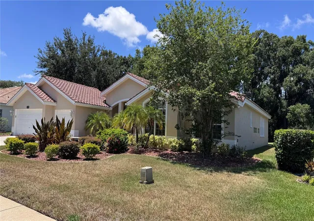 3rd image of 1230 Berkshire Ln, Tarpon Springs, FL 34688 | MLS# O6419298