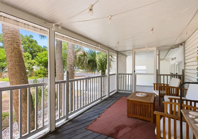 Photo 4 of Single family home for sale at 7201 5th Avenue N, St Petersburg, FL 33710 | MLS# TB8522372 | Listing updated on 2026-10-14