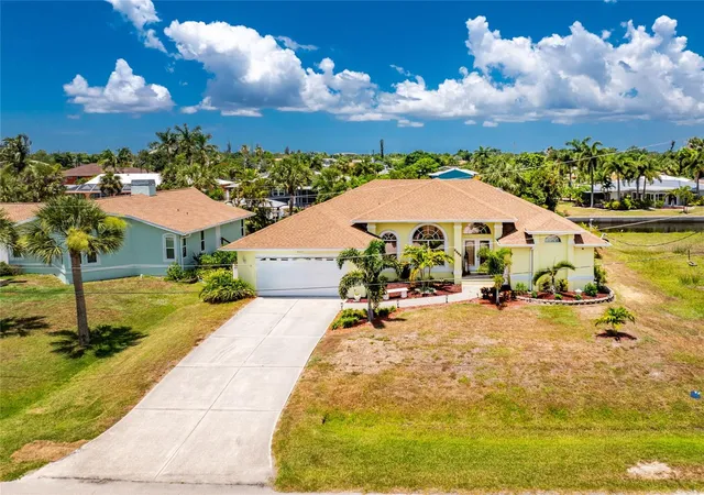 Photo 1 of Single family home for sale at 3015 Wisteria Pl, Punta Gorda, FL 33950 | MLS# C7527663 | Listing updated on 2026-09-29