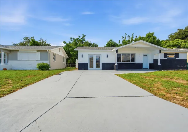 3rd image of 5541 Violet Dr, New Port Richey, FL 34652 | MLS# TB8522387