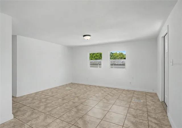 3rd image of 17230 Adam Ct, Montverde, FL 34756 | MLS# O6419319