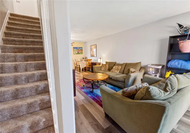 5th image of 1836 N Crystal Lake Dr #27, Lakeland, FL 33801 | MLS# L4962999