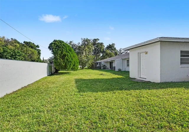 35th image of 1525 Oakview Cir Se, Winter Haven, FL 33880 | MLS# TB8522413